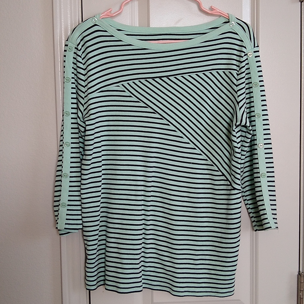 Croft & Barrow women's top.